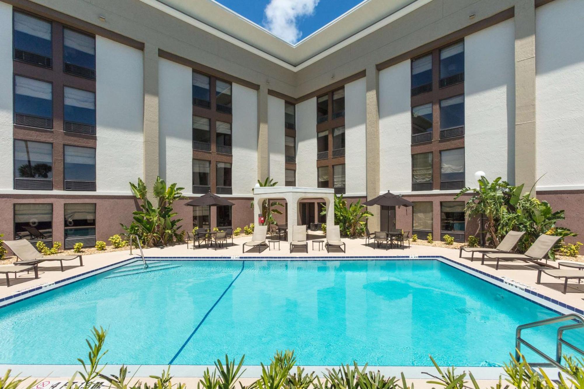 Hampton Inn Daytona Speedway-Airport Daytona Beach Exteriör bild