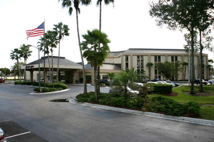 Hampton Inn Daytona Speedway-Airport Daytona Beach Exteriör bild